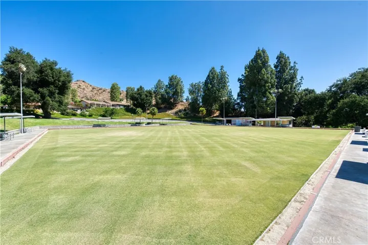 26333 Long Oak Drive, Newhall, California 91321