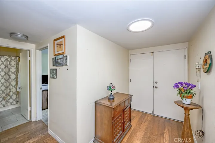 26333 Long Oak Drive, Newhall, California 91321