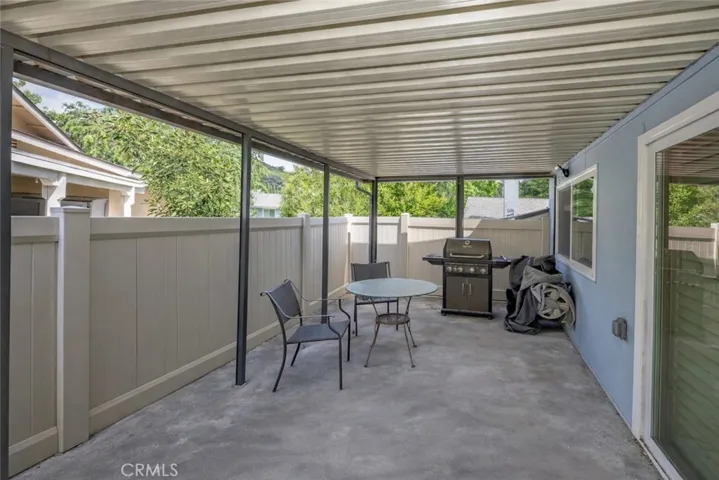 26333 Long Oak Drive, Newhall, California 91321