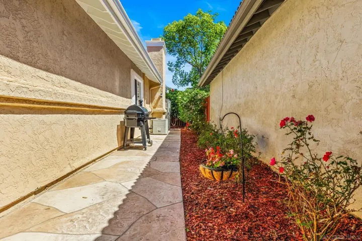 , Escondido, California 92026