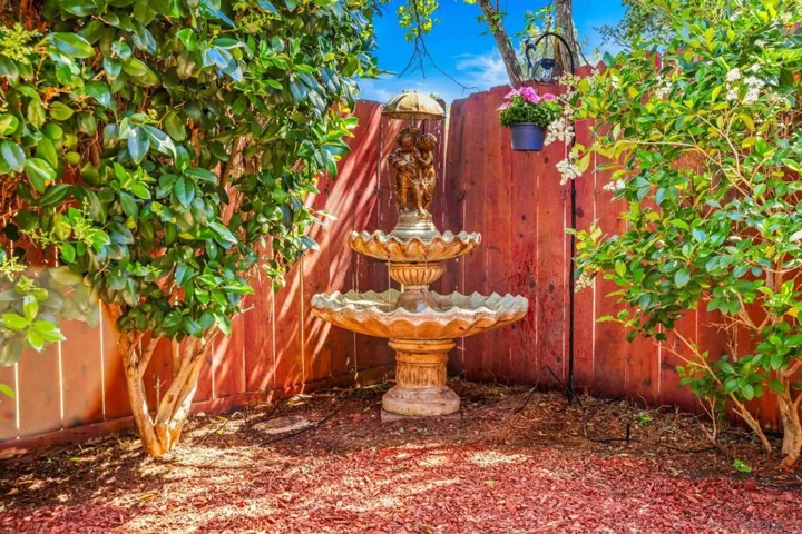 , Escondido, California 92026