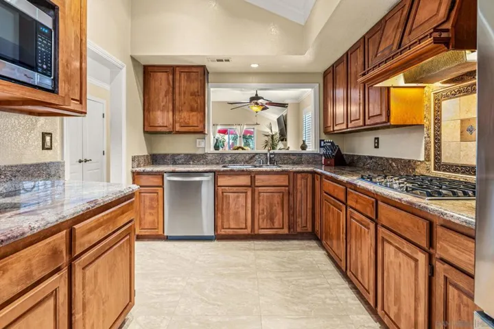 , Escondido, California 92026