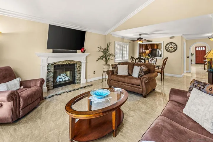 , Escondido, California 92026