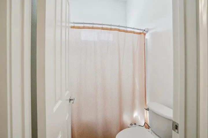 27-web-or-mls-Desert Gold Dr-S0704-027