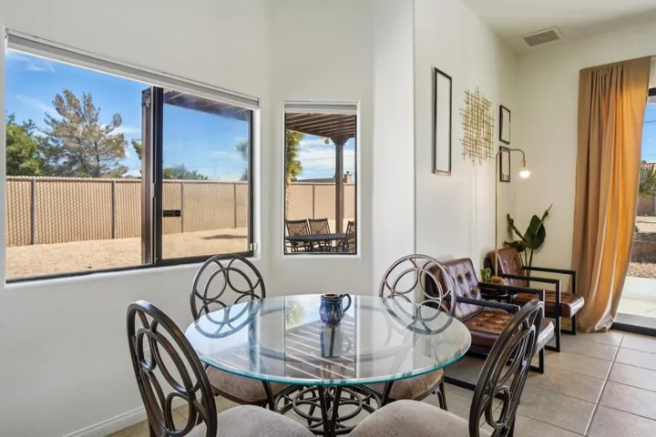 9-web-or-mls-Desert Gold Dr-S0704-009