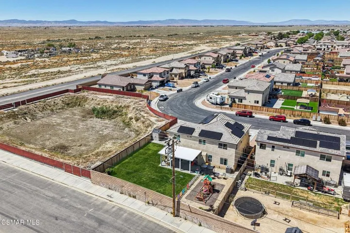 38-web-or-mls-Via Vida Feliz Ave-S0904-0