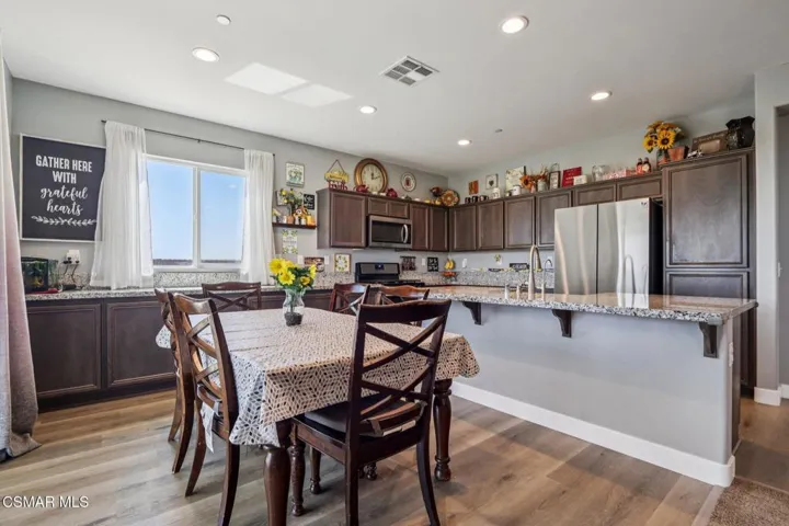 9-web-or-mls-Via Vida Feliz Ave-S0904-00