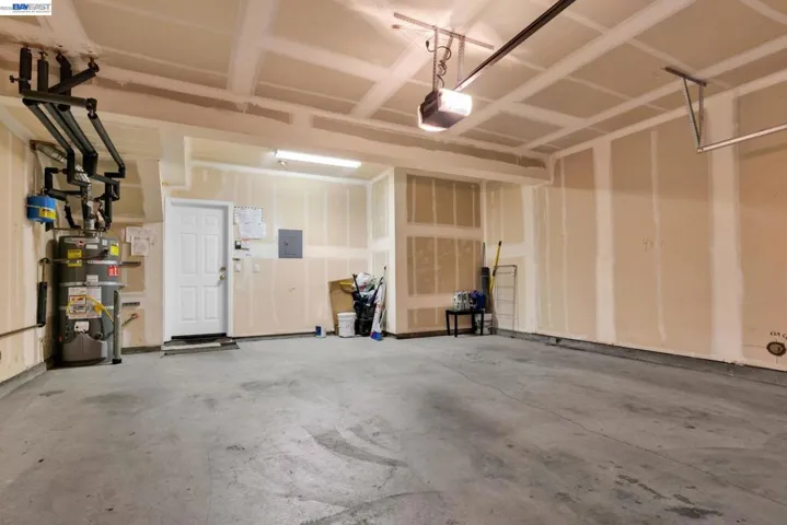 2 Car Garage