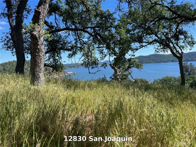 12830 San Joaquin has panoramic views