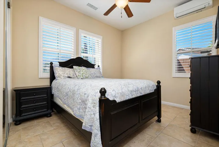 47-web-or-mls-JMTulare_OPMG_0426_047