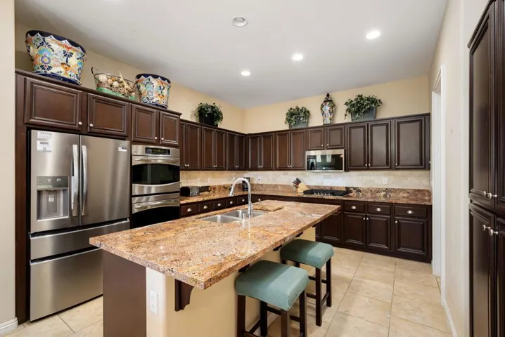 15-web-or-mls-JMTulare_OPMG_0426_015