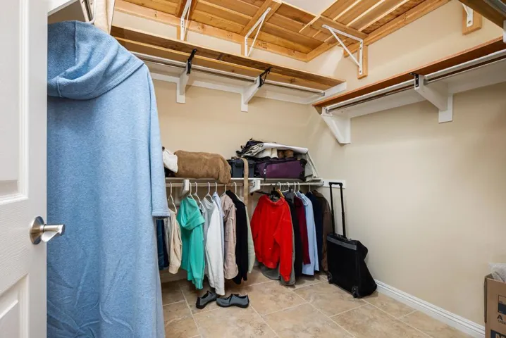 46-web-or-mls-JMTulare_OPMG_0426_046