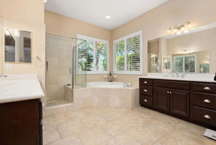 44-web-or-mls-JMTulare_OPMG_0426_044