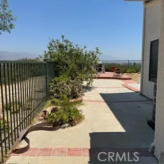 11954 Edgecliff, Sylmar, California 91342