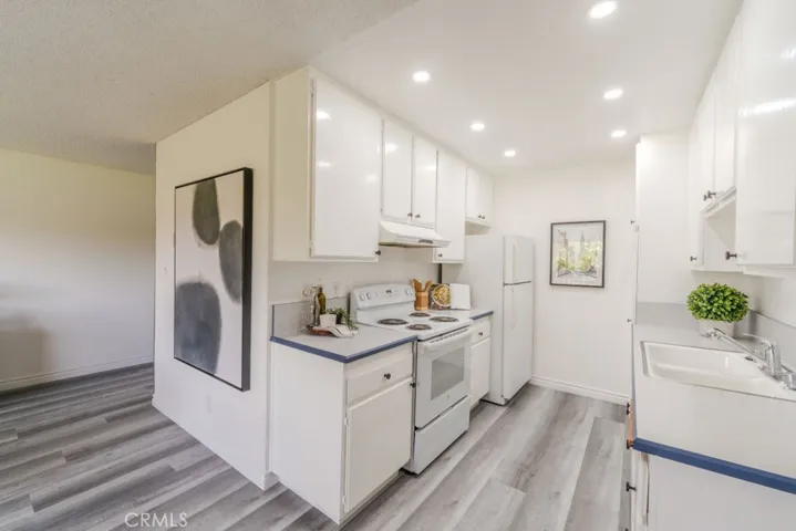 1061 Park Avenue 302, Long Beach, California 90804