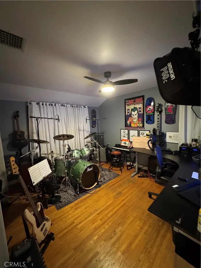 4th Bedroom Sound studio