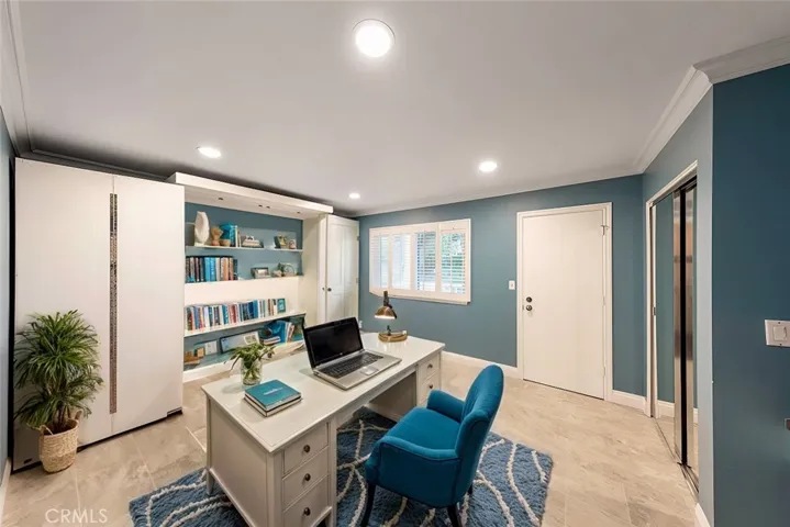 Downstairs Bedroom w/ Private entrance