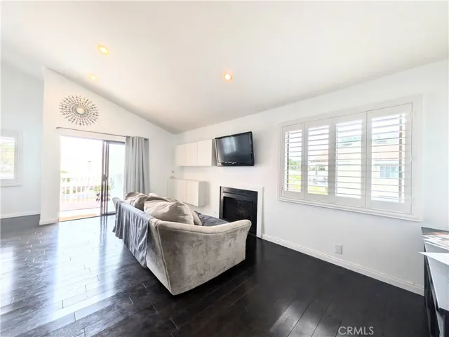 19152 Shoreline, Huntington Beach, California 92648