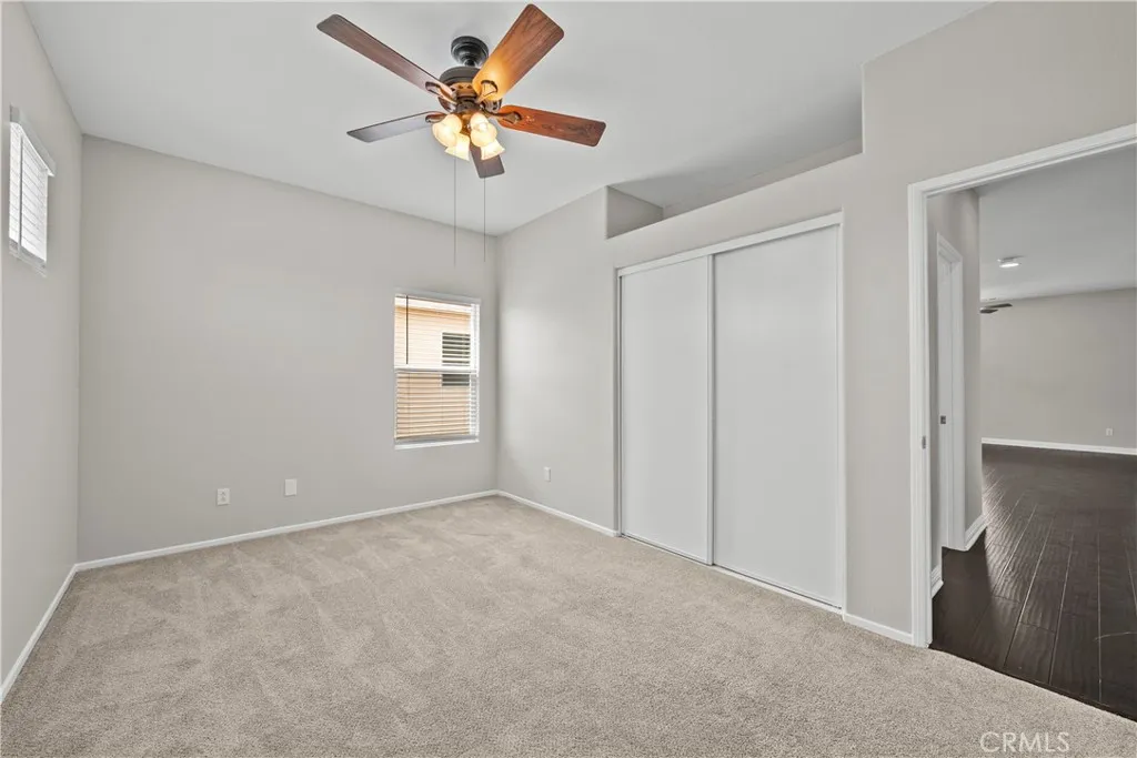 Bedroom & Closet