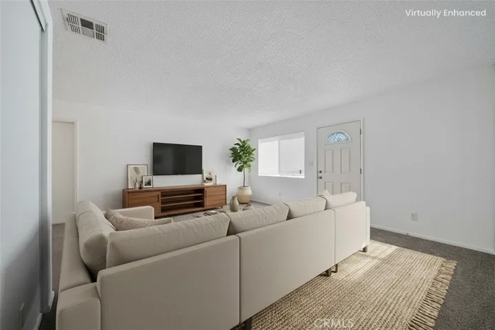 1909 N Summit, Pasadena, California 91103
