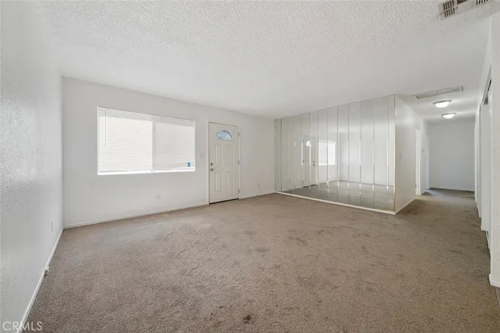 1909 N Summit, Pasadena, California 91103