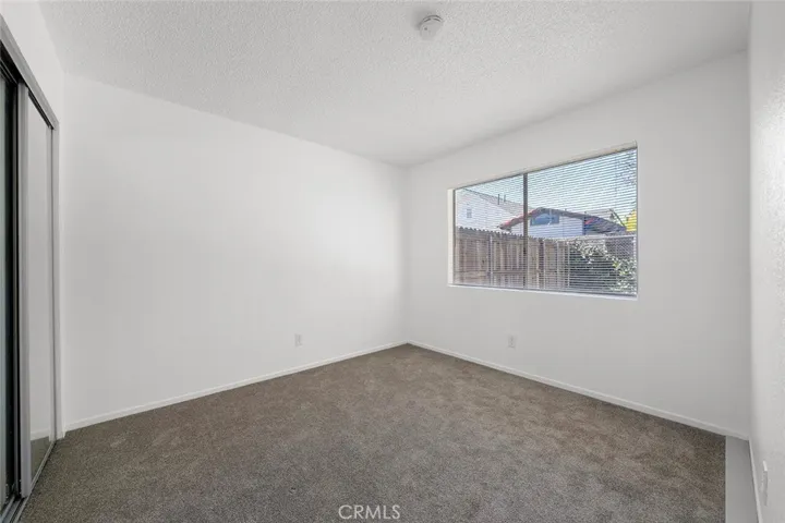1909 N Summit, Pasadena, California 91103