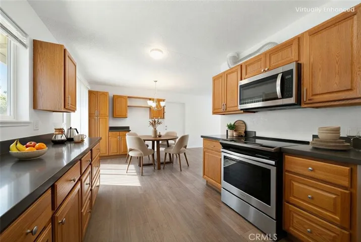 1909 N Summit, Pasadena, California 91103
