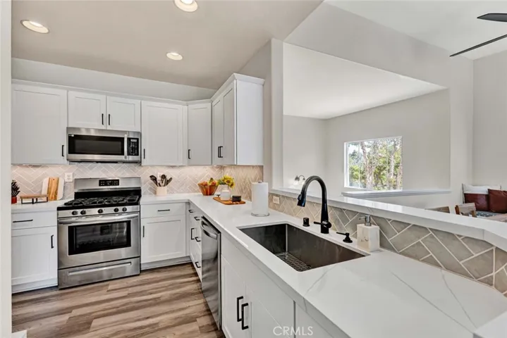 Remodeled kitchen is gorgeous!