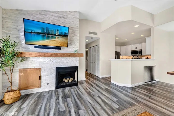 7877 E Horizon View, Anaheim Hills, California 92808