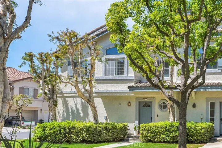 Condo is upper end unit with no one living above or below you