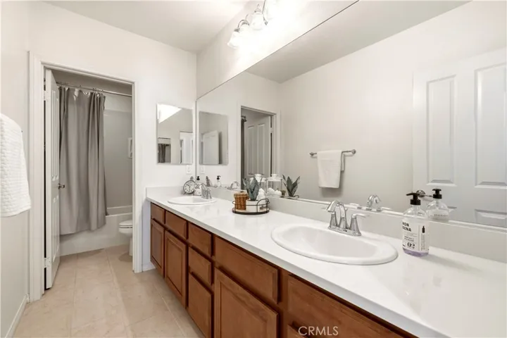 upstairs bathroom