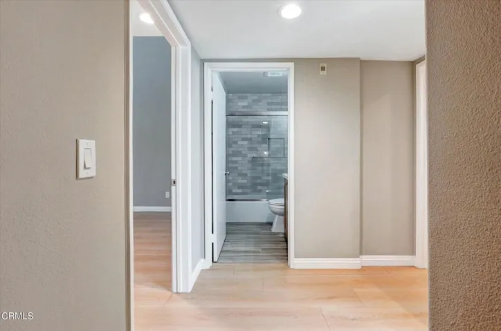 21-719 E Tujunga Ave E-21