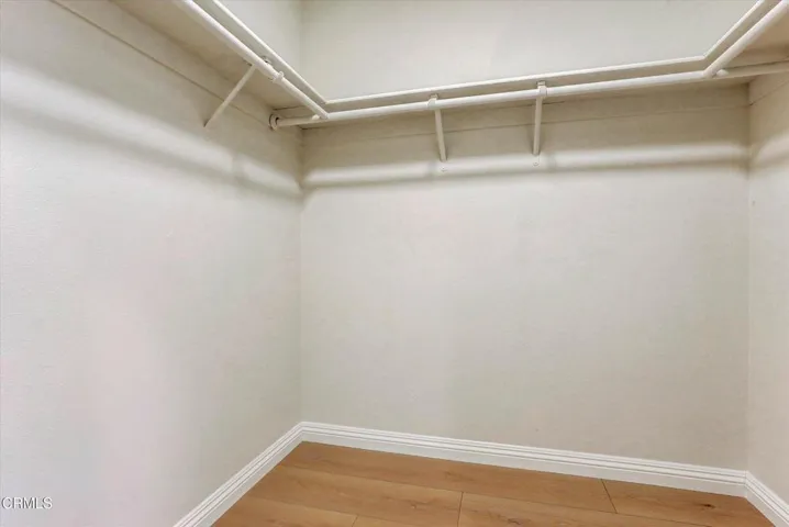 37-719 E Tujunga Ave E-37