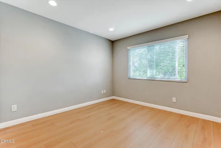 39-719 E Tujunga Ave E-39
