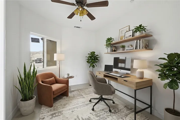 Office/guest bedroom