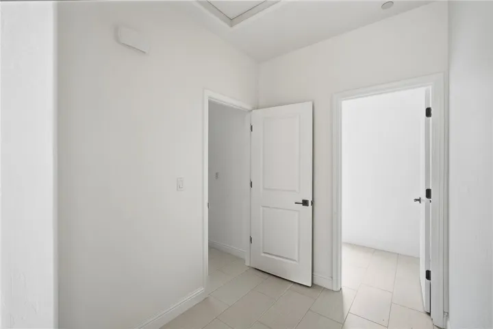 indor Entrance to Mother in law quarters