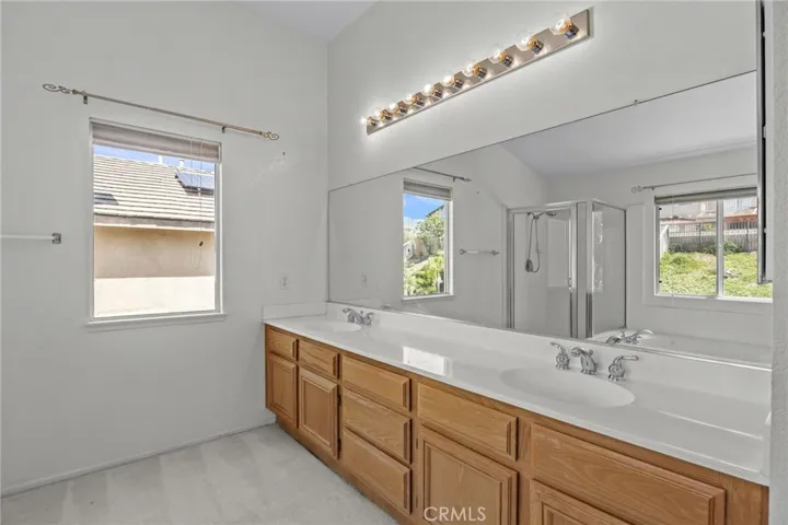 388 Snowbird Lane, Corona, California 92882