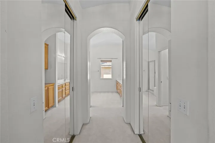 388 Snowbird Lane, Corona, California 92882