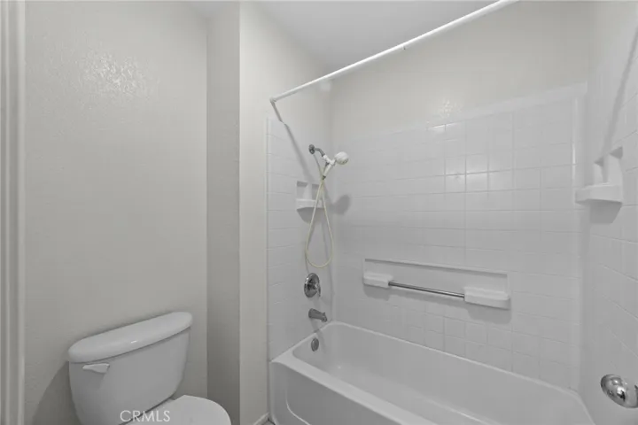 388 Snowbird Lane, Corona, California 92882
