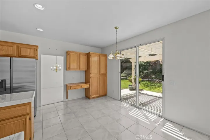 388 Snowbird Lane, Corona, California 92882