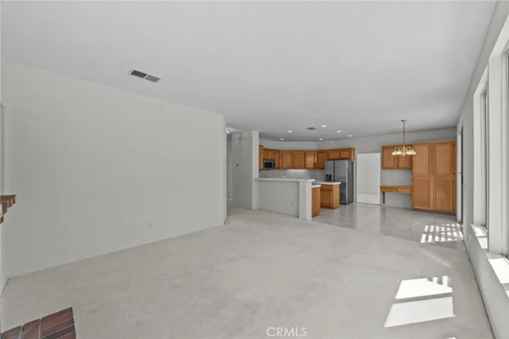 388 Snowbird Lane, Corona, California 92882