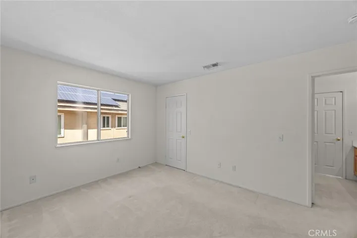 388 Snowbird Lane, Corona, California 92882