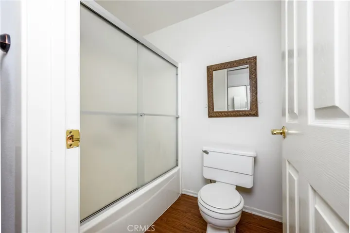 Main Bathroon