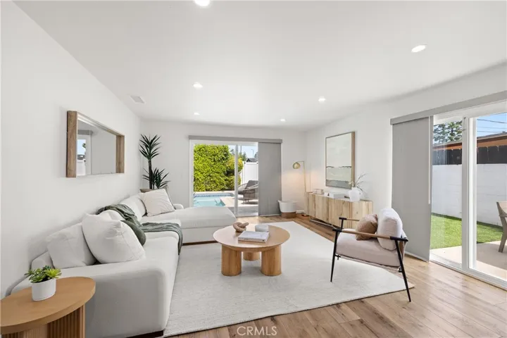 Loads of natural light in living room