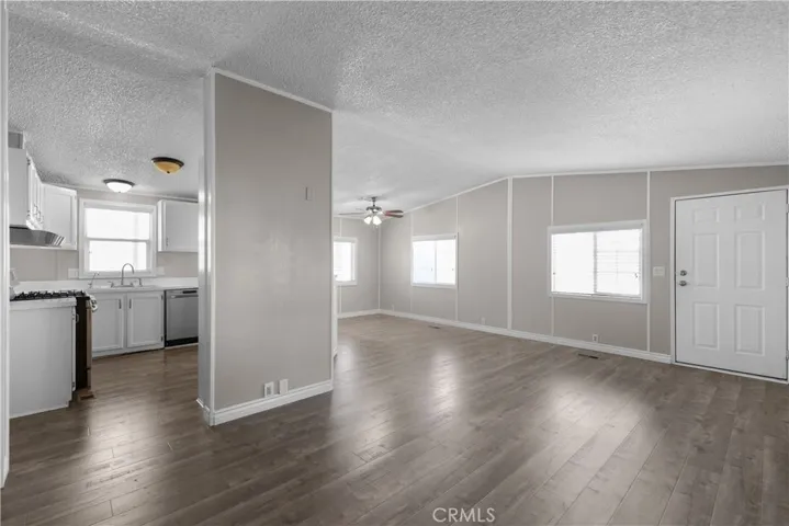 7717 Church Avenue 16, Highland, California 92346