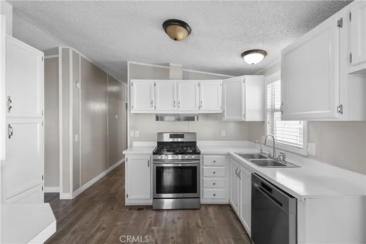 7717 Church Avenue 16, Highland, California 92346