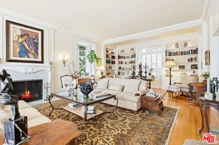 516 S Rimpau Boulevard, Los Angeles, California 90020