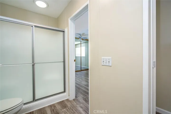 WALK-IN SHOWER IN GUEST BATHROOM