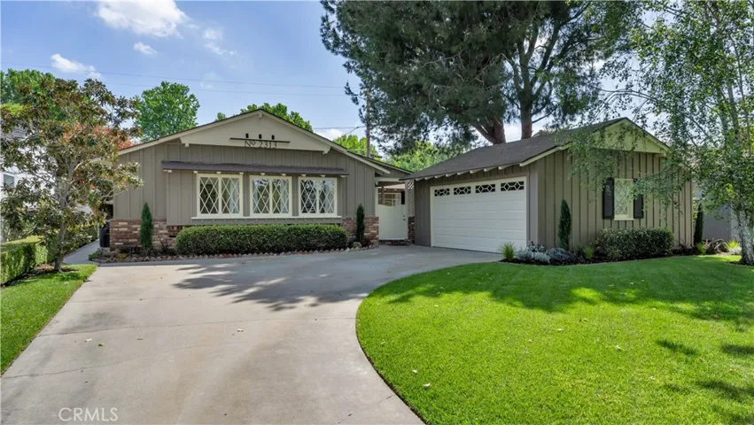 2313 N Baker, Santa Ana, California 92706