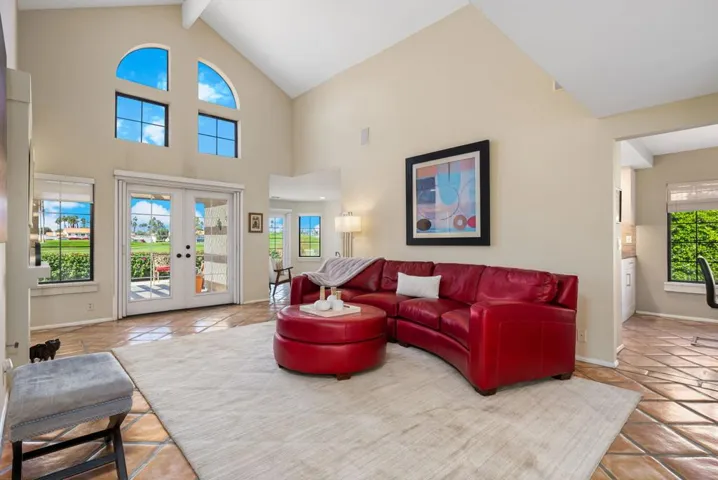 21-web-or-mls-LSAvellino_OPMG_0226_021